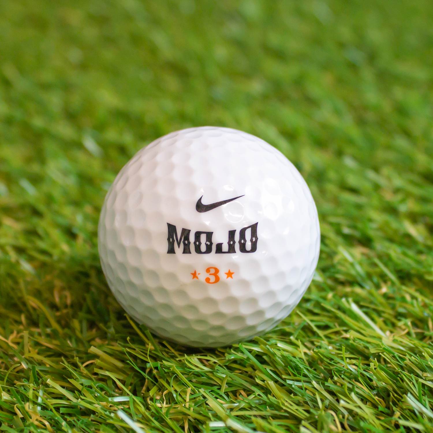Mojo Hvid Dame Søbolde   Grade A fra Nike