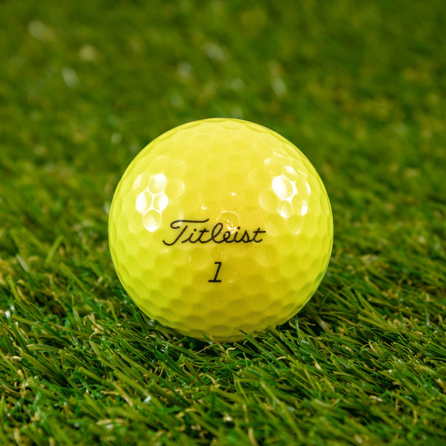 Tour Speed Gul Herre Søbolde Grade A fra Titleist